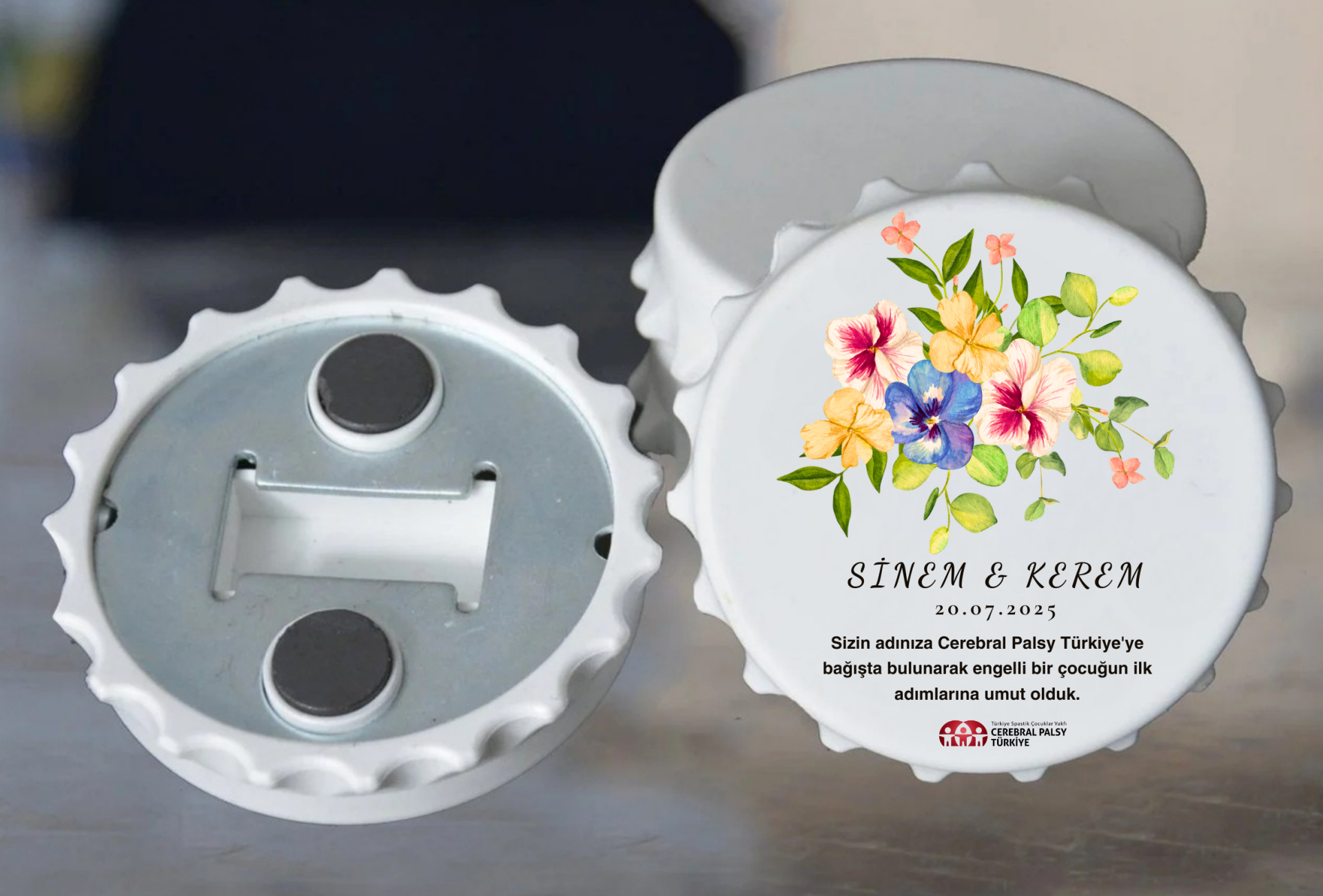 Türkiye Spastik Çocuklar Vakfı - Renkli Çiçek Desenli Açacak Magnet