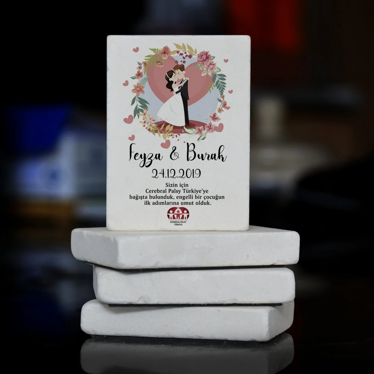 Türkiye Spastik Çocuklar Vakfı - Kalp ve Çiçek Çember Detaylı Taş Magnet