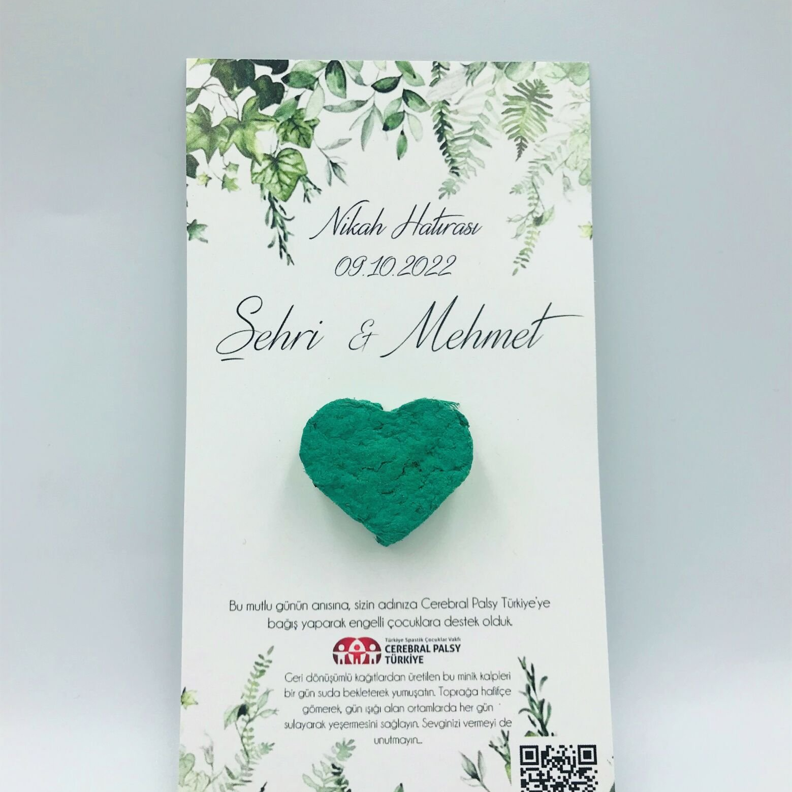 Türkiye Spastik Çocuklar Vakfı - Yeşil Kalpli Yaprak Detaylı Tohum Kartı