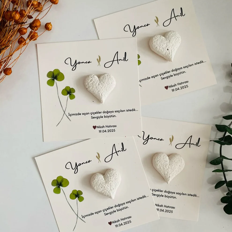 My Design - Beyaz Kalpli Yonca Detaylı Tohum Kartı