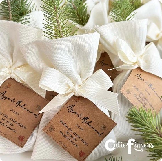 Cutie Fingers - Beyaz Kesede Fıstıkçamı Fidanı