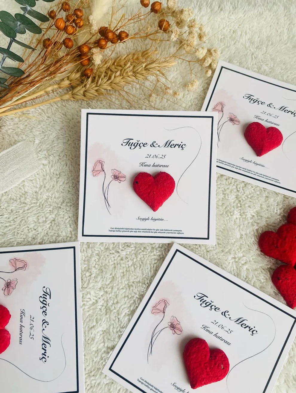 My Design - Kırmızı Kalpli Çerçeve Detaylı Tohum Kartı