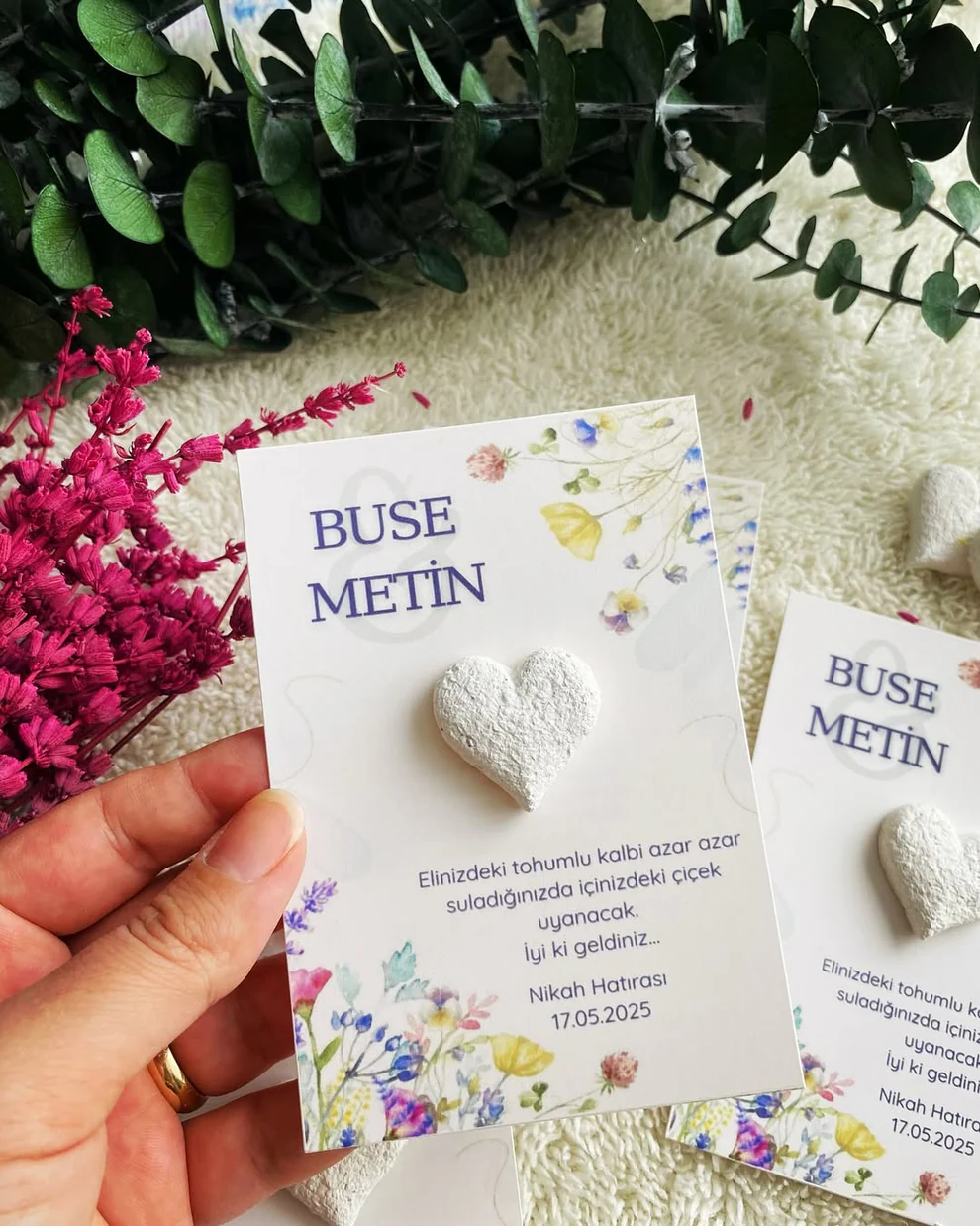 My Design - Beyaz Kalpli Sade Çiçekli Tohum Kartı