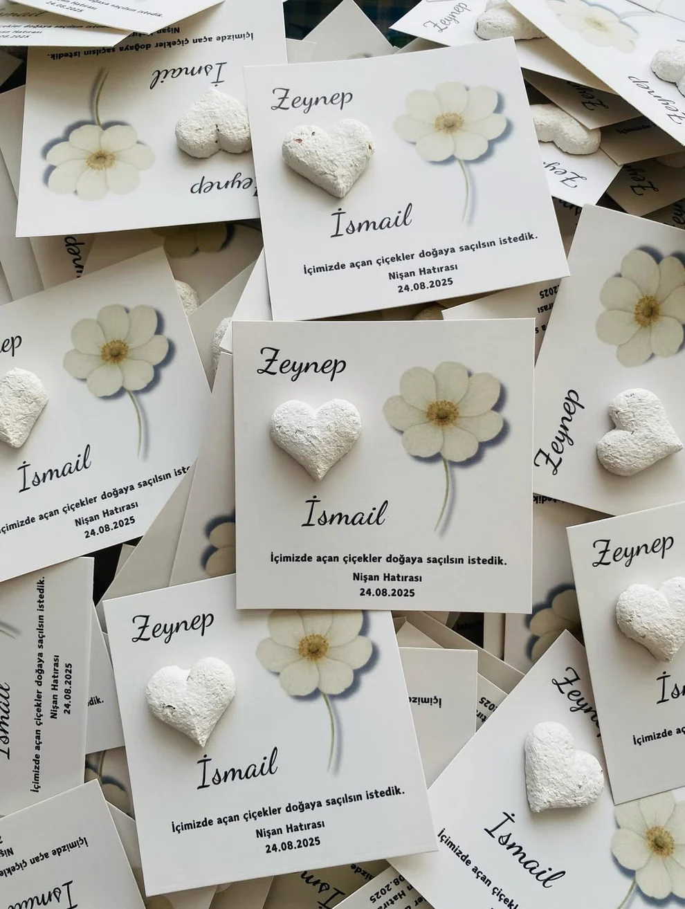 My Design - Beyaz Kalpli Papatya Detaylı Tohum Kartı