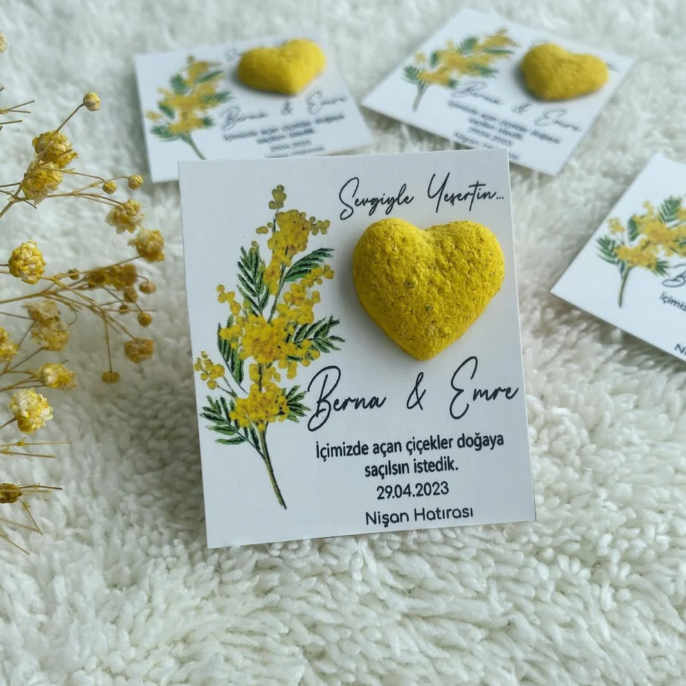 My Design - Sarı Kalpli Çiçek Detaylı Tohum Kartı