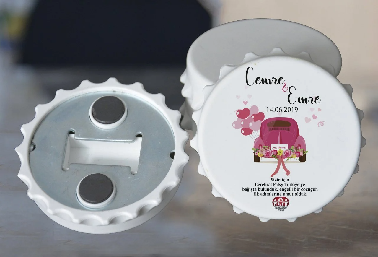 Türkiye Spastik Çocuklar Vakfı - Düğün Arabalı Açacak Magnet
