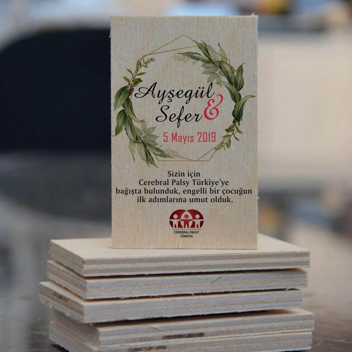 Türkiye Spastik Çocuklar Vakfı - Sade Yaprak Detaylı Ahşap Magnet