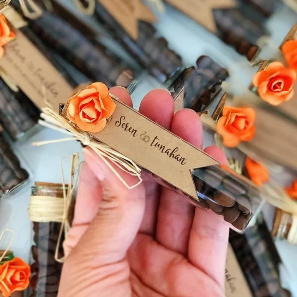 Cutie Fingers - Turuncu Çiçekli Kahve Çekirdekli Cam Tüp