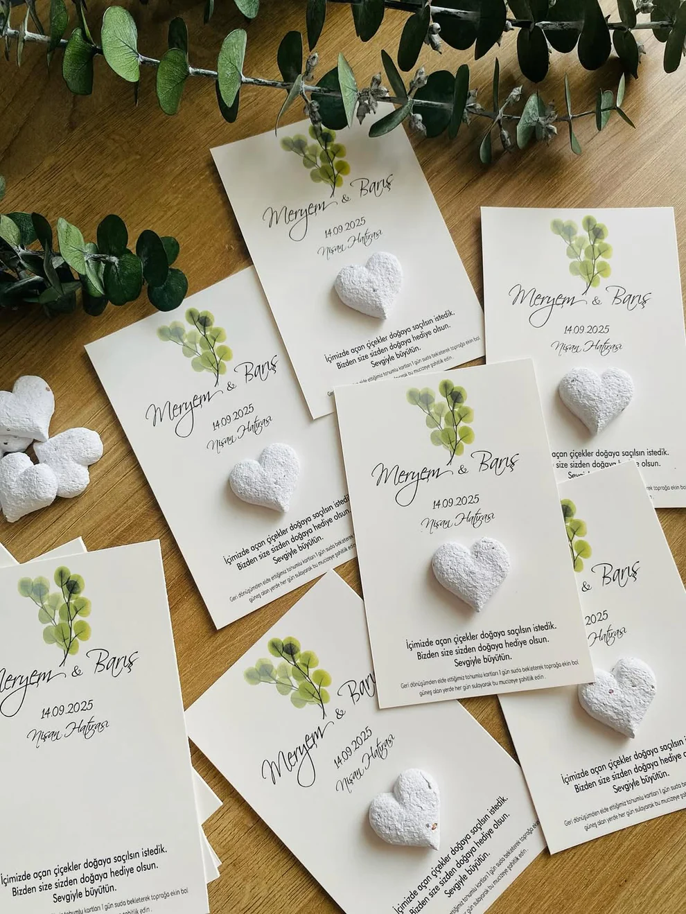 My Design - Beyaz Kalpli Yaprak Detaylı Tohum Kartı