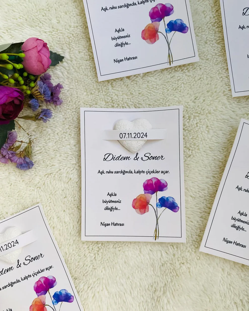 My Design - Beyaz Kalpli Cep Detaylı Tohum Kartı