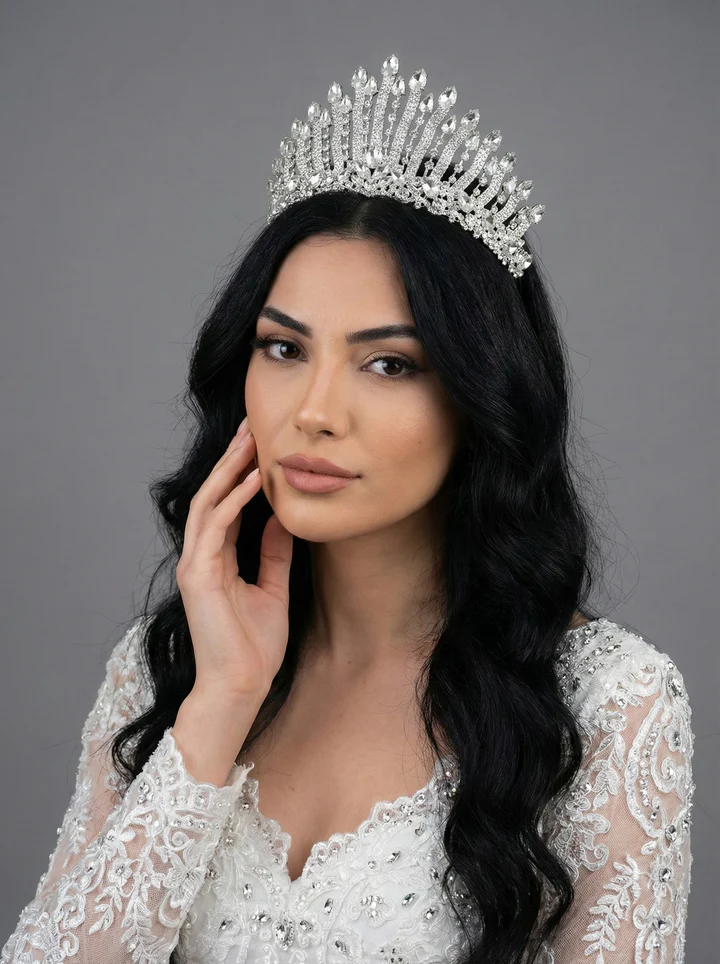 Gelinaksesuari - Işıltılı Gelin Tacı – Kristal Taşlı Gösterişli Model | 6122