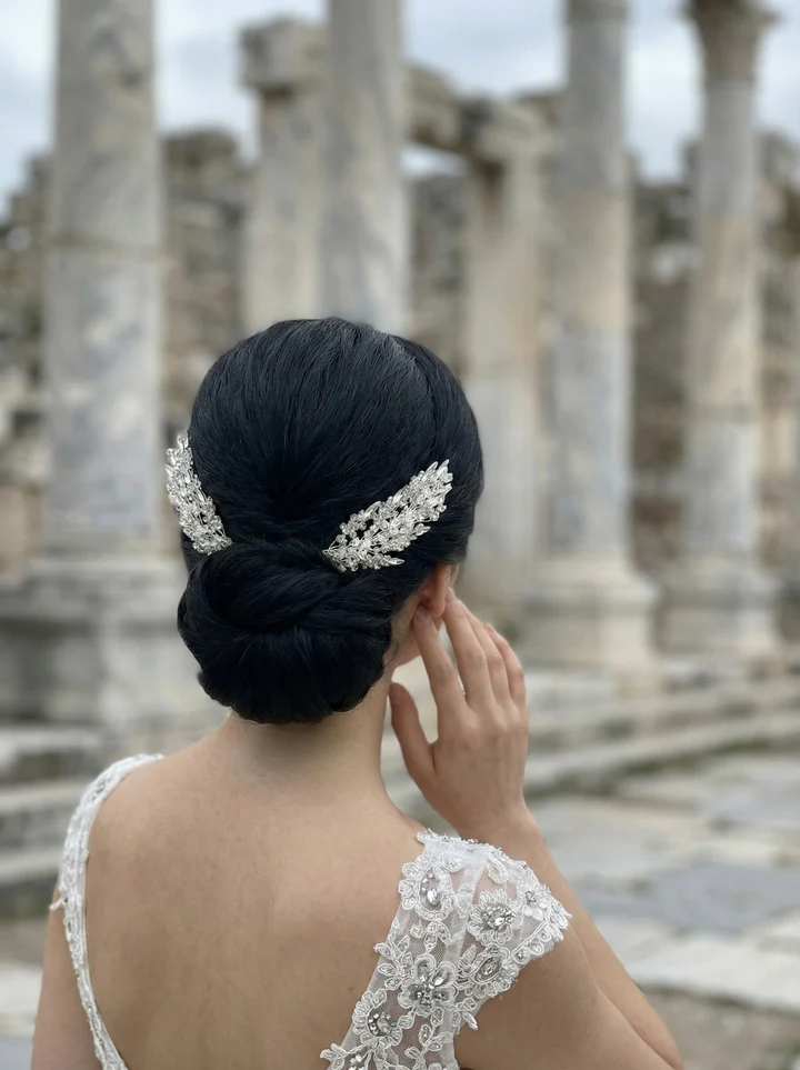 Gelinaksesuari - Renkli Kristal İkili Saç Tarağı – Zarif ve Romantik Topuz Aksesuarı | 6199