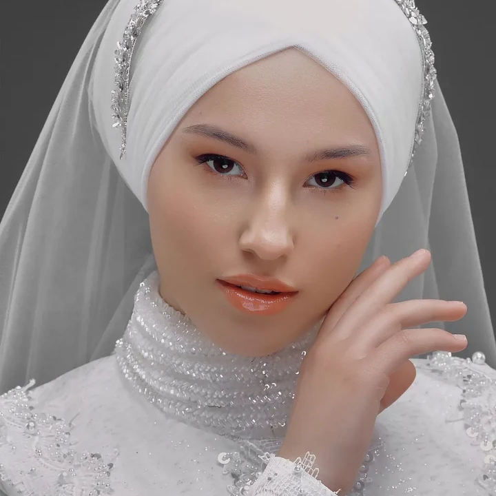 Gelinaksesuari - Kristal Tesettür Gelin Tacı – Zarif ve Minimal Işıltılı Gelin Saç Aksesuarı | 799