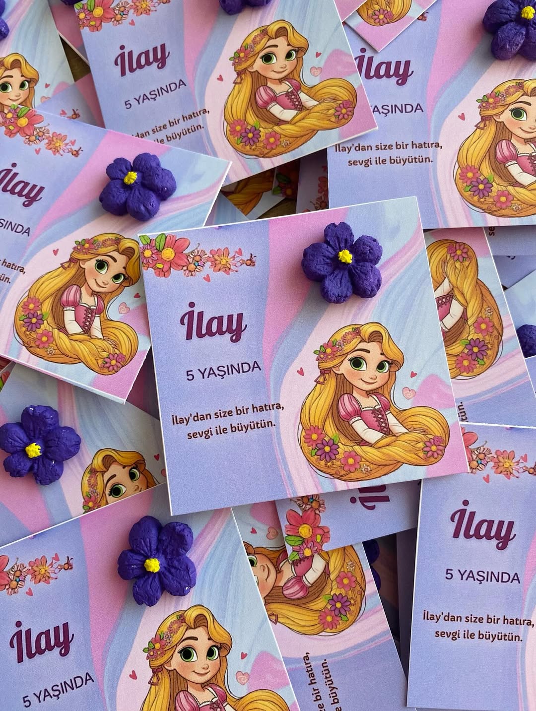 My Design - Mor Çiçekli Prenses Desenli Doğum Günü Tohum Kartı