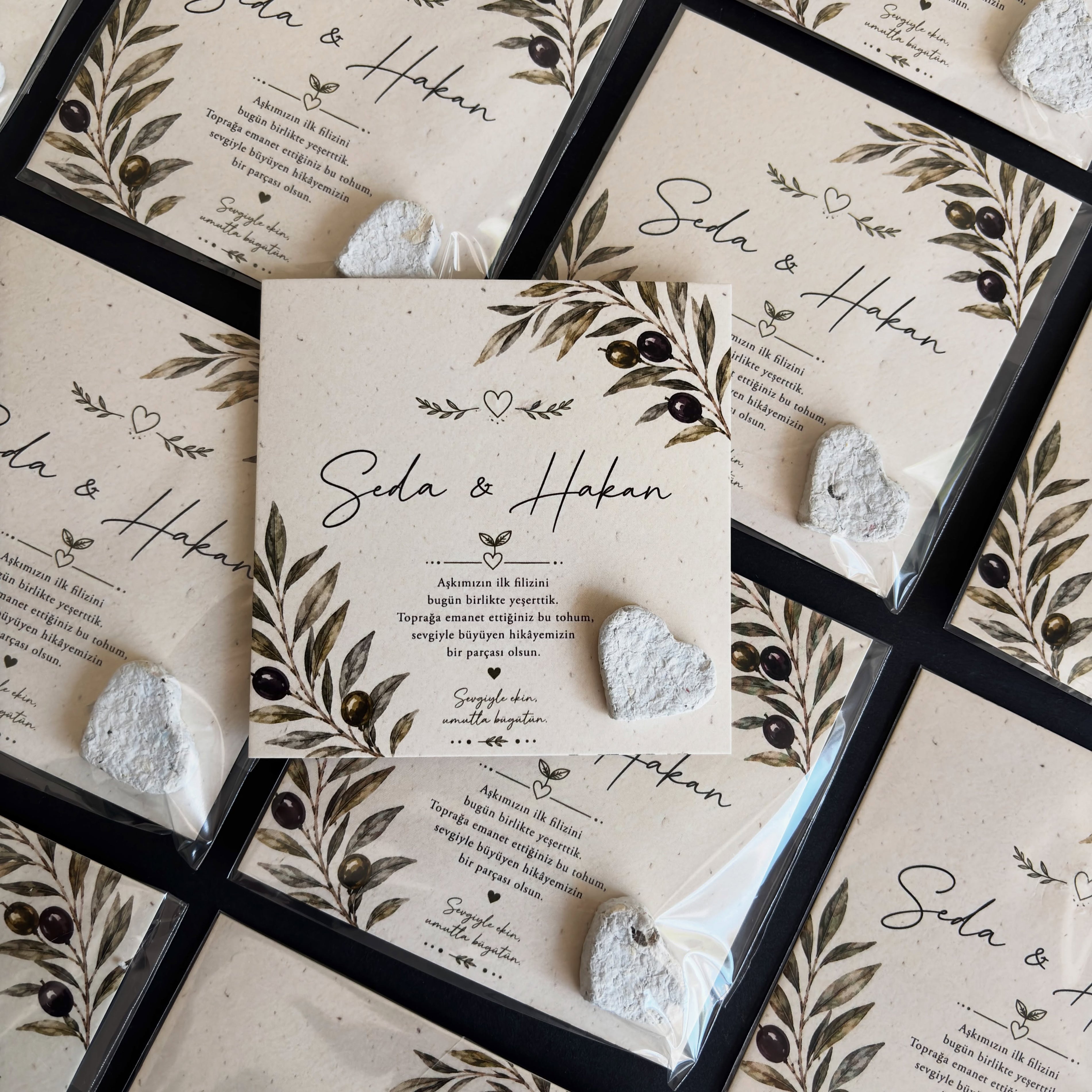 Plantamila - Zeytin Detaylı Beyaz Kalpli Tohumlu Nikah Kartı