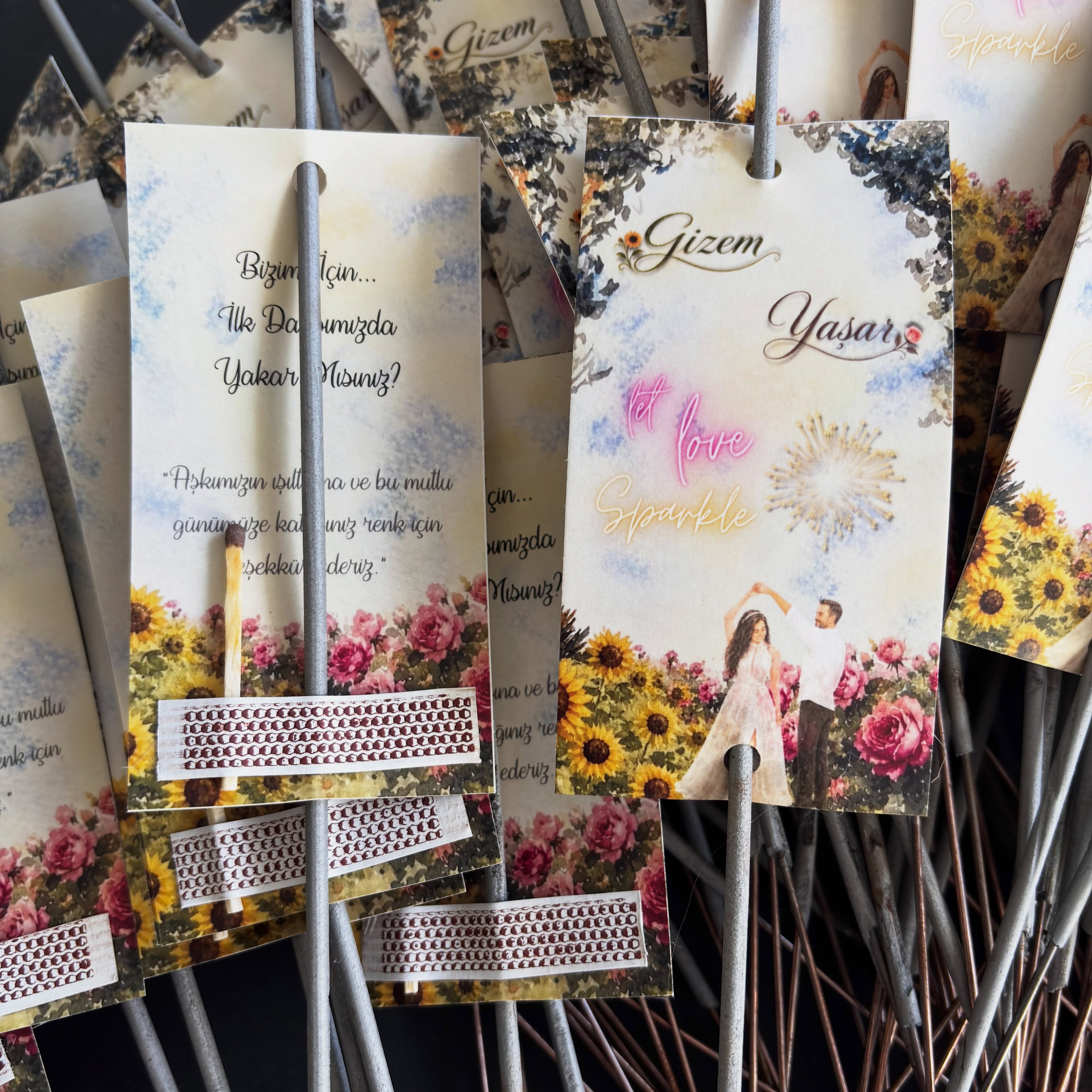 Plantamila - Let Love Sparkle İsimli Kart Detaylı Maytap