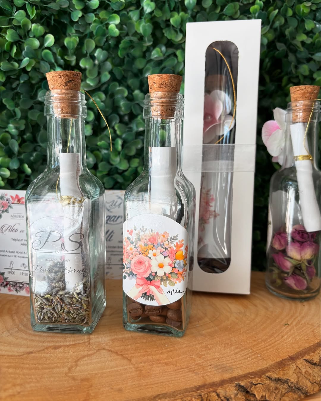 Plantamila - Davetiyeli Cam Şişe Nikah Hatırası